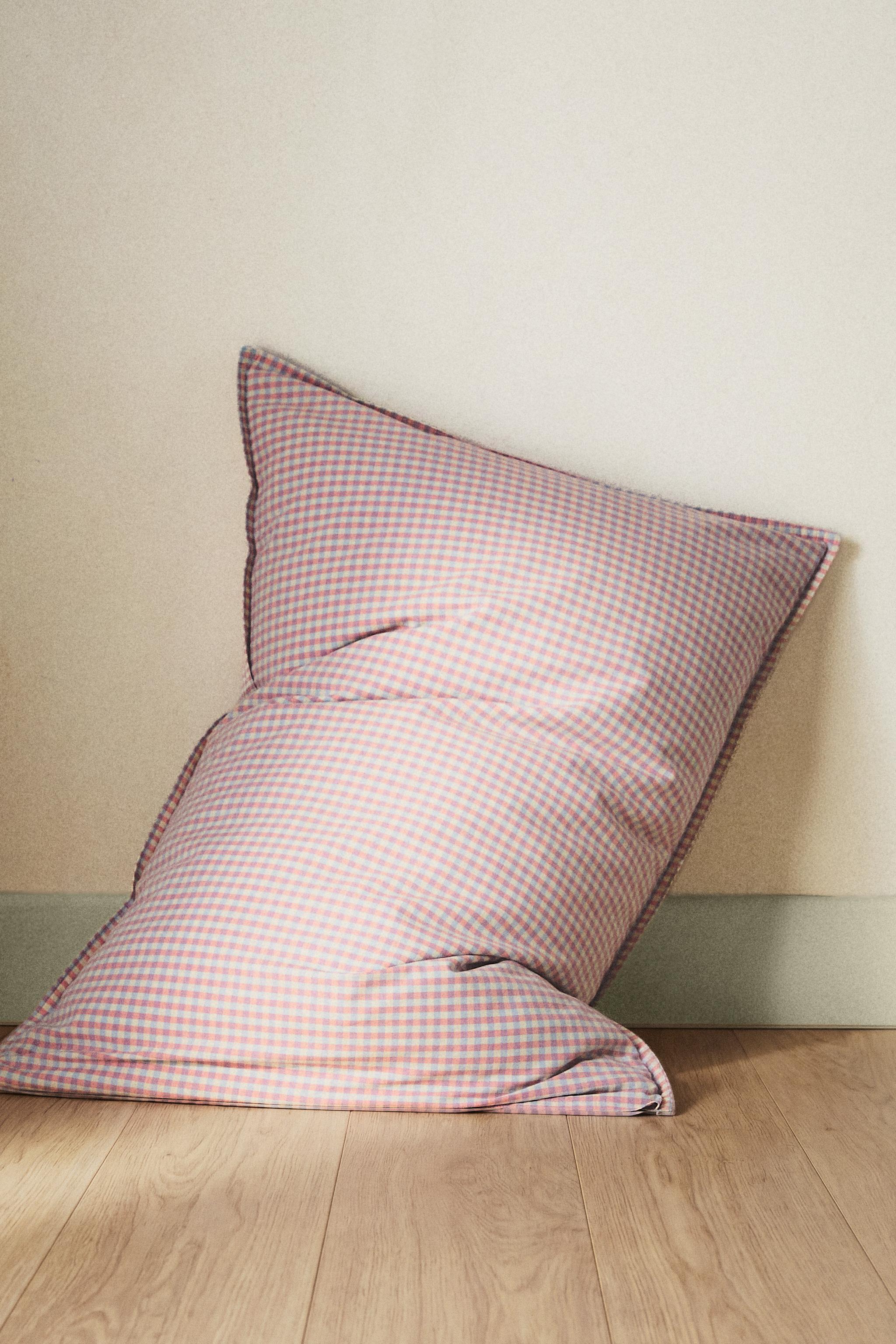 KIDS' COTTON GINGHAM PILLOWCASE